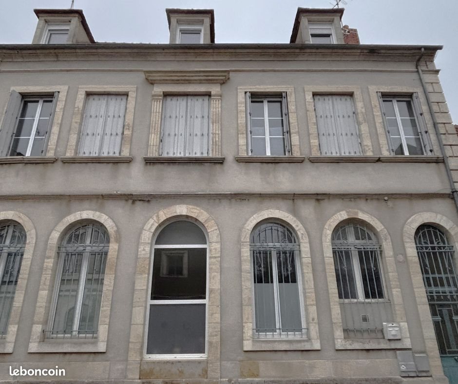 Appartement à vendre, 355m², Saint-Amand-Montrond