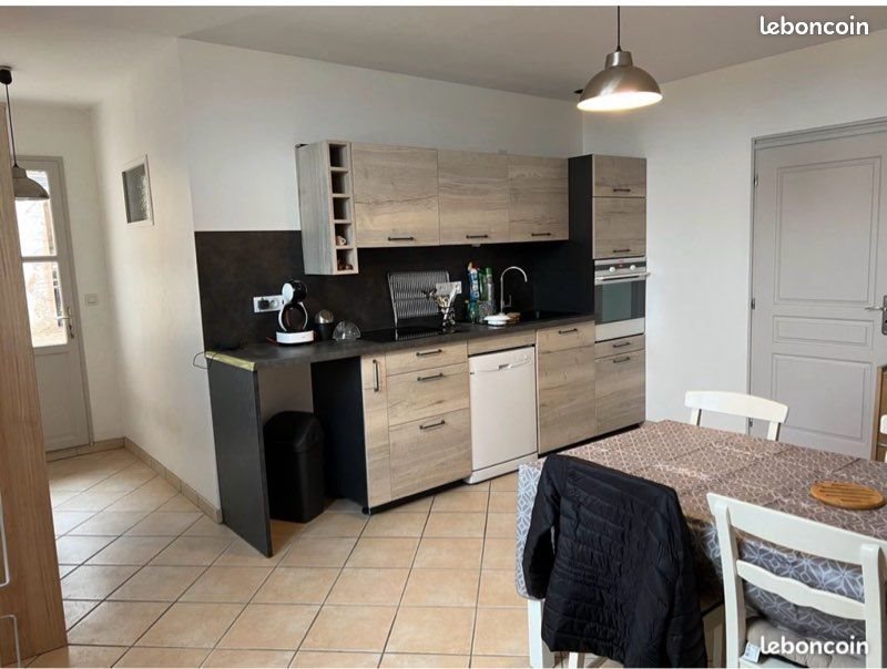 Appartement à louer, 77m², Condrieu