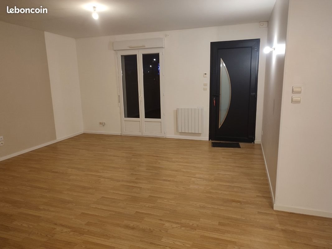 Maison à louer, 65m², Sébécourt