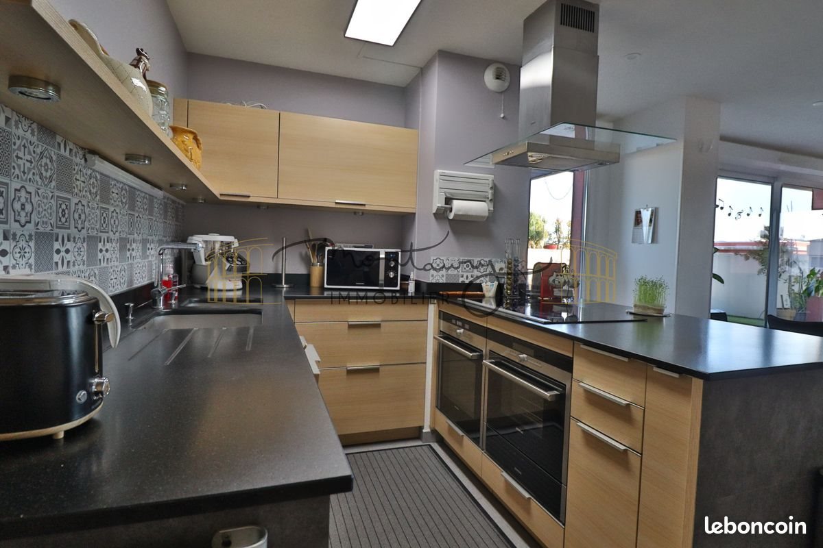 Appartement à vendre, 78m², Nîmes