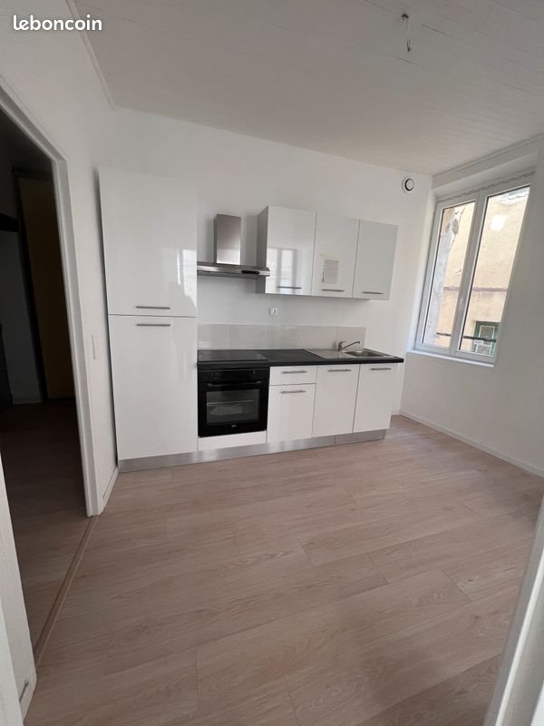 Appartement à louer, 35m², Valréas