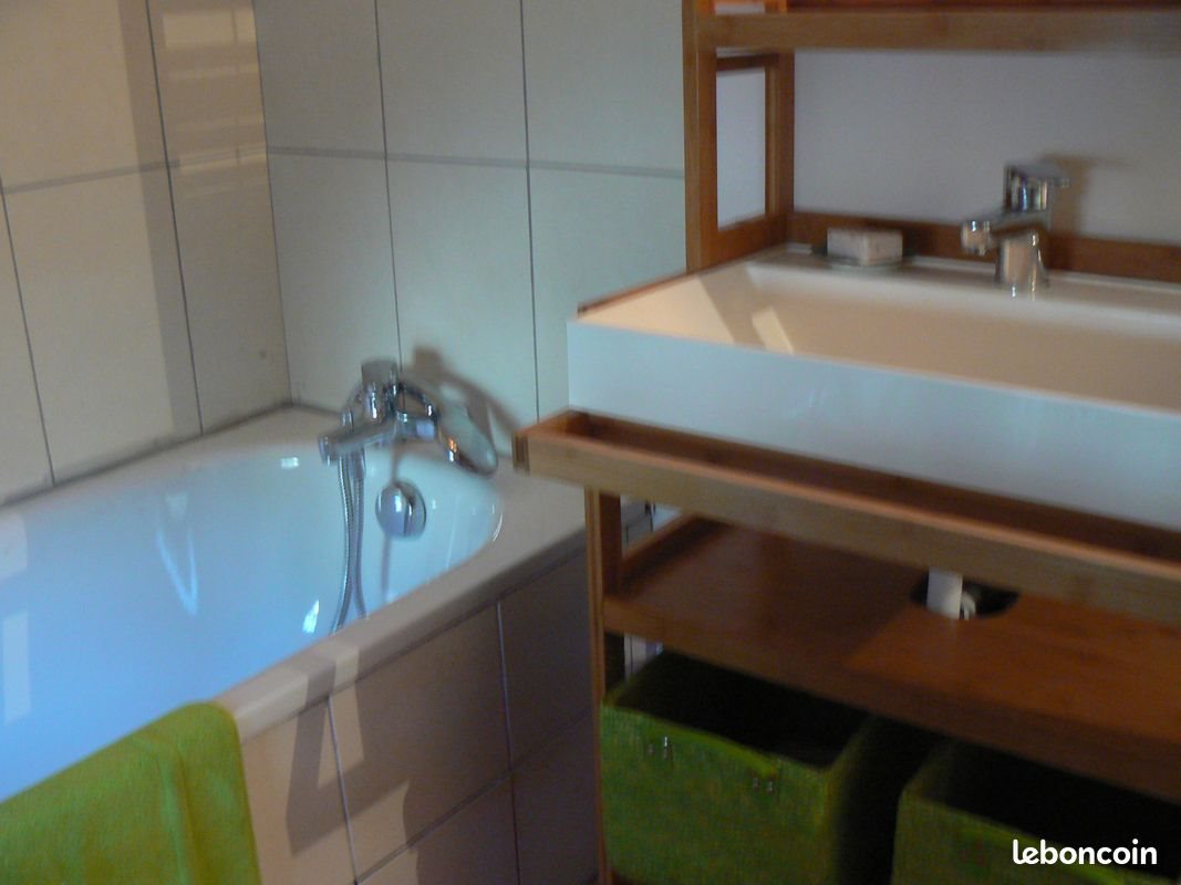 Appartement à louer, 27m², Saint-Jean-Bonnefonds