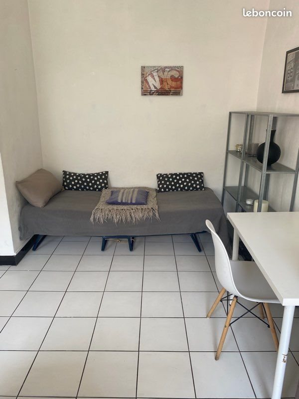 Appartement à louer, 38m², Marseille 6ème