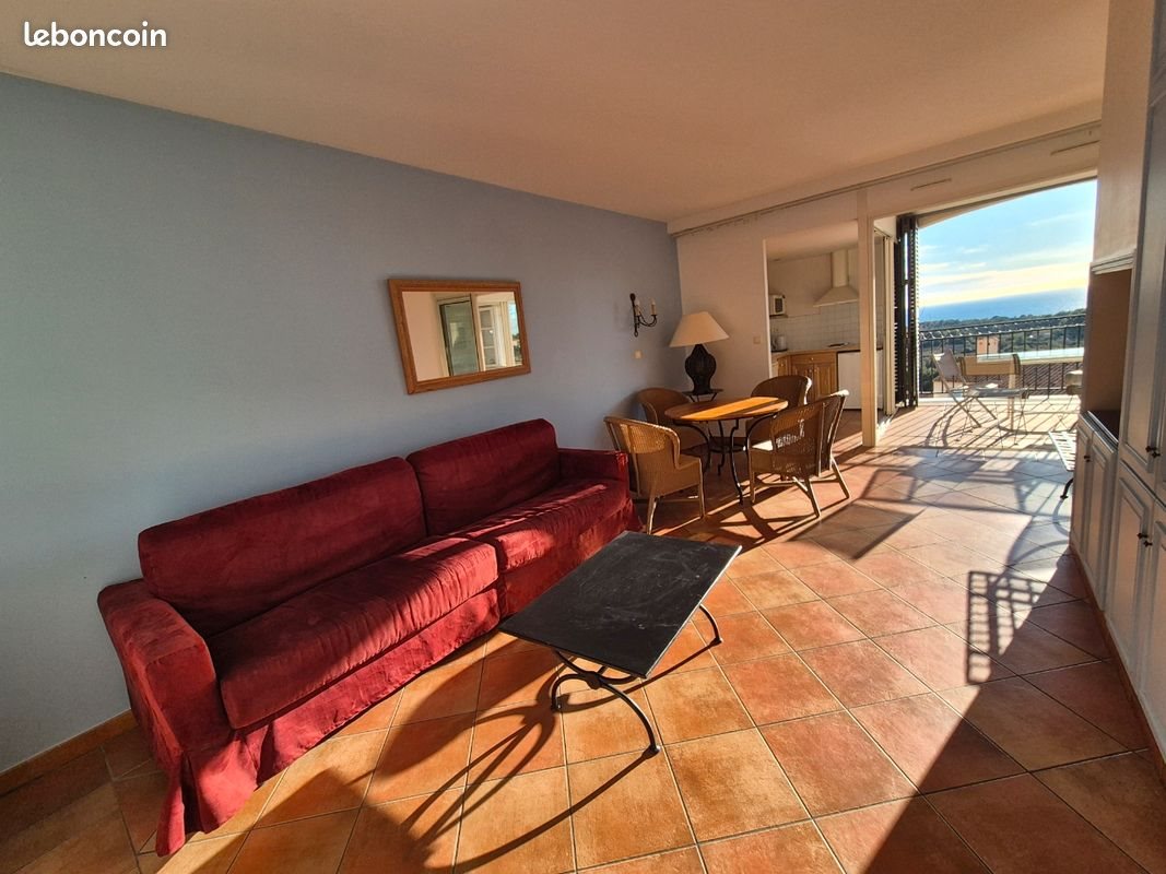 Appartement à louer, 48m², Saint-Cyr-sur-Mer