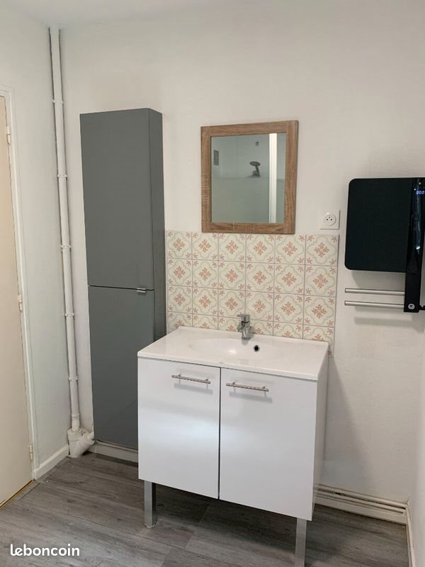 Appartement à louer, 50m², Cornil
