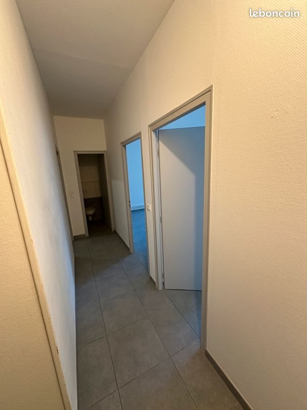 Appartement à louer, 79m², Pesmes