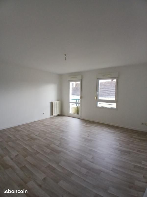 Appartement à louer, 63m², Saint-Julien-les-Villas