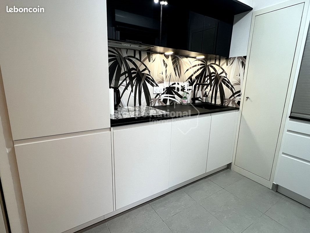 Appartement à louer, 47m², Aigues-Mortes