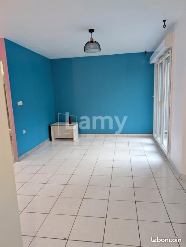 Appartement à louer, 29m², Jouy-le-Moutier