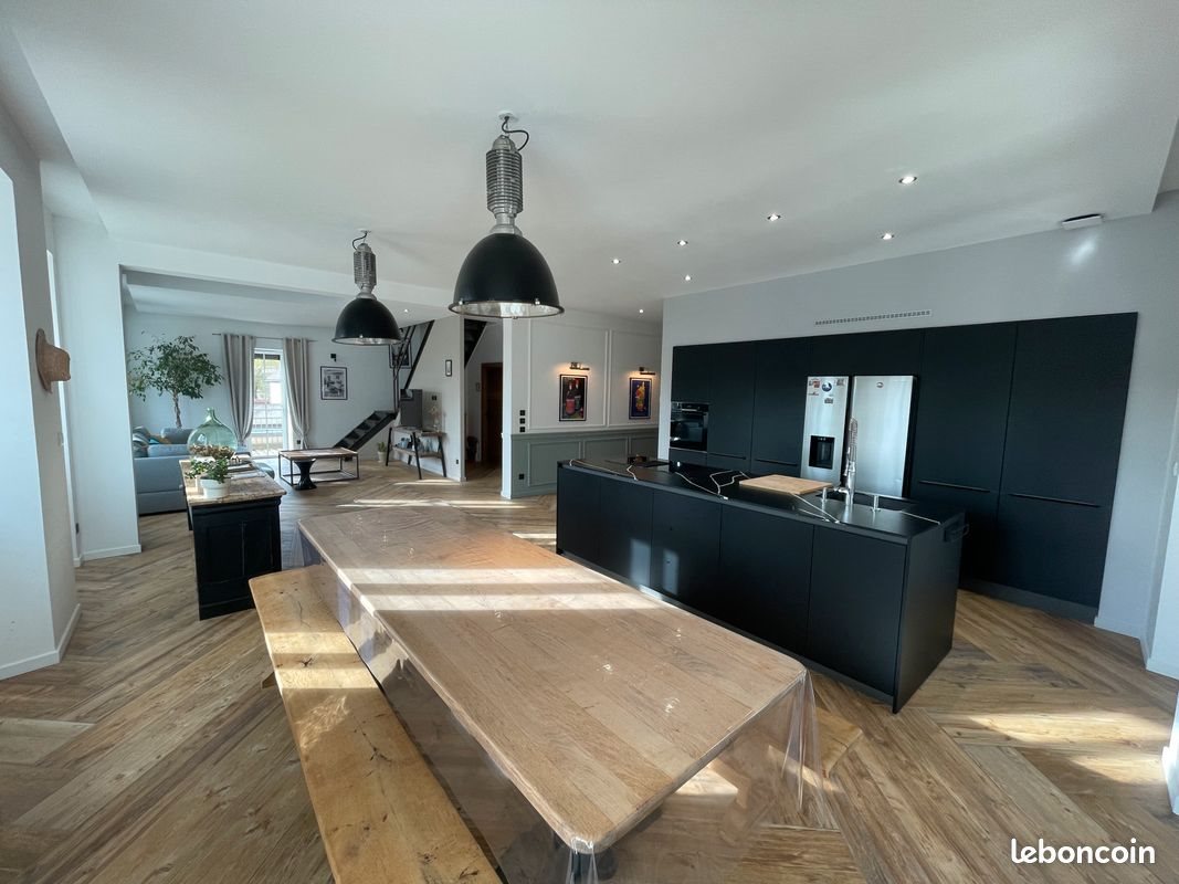 Appartement à louer, 145m², Pontarlier