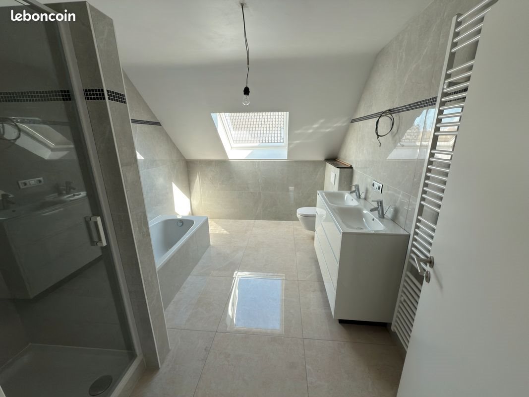 Maison à louer, 200m², Armentières