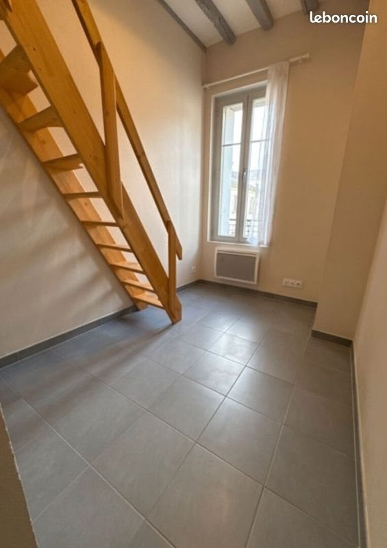 Appartement à louer, 22m², Tours