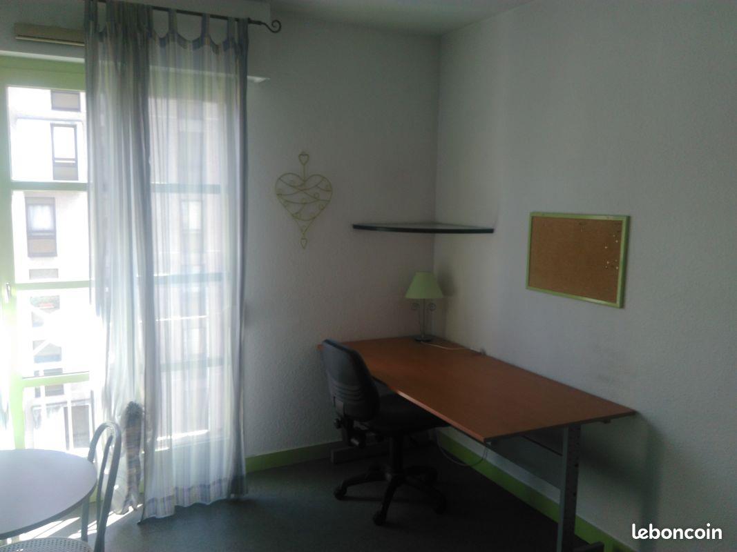 Appartement à louer, 26m², Saint-Etienne