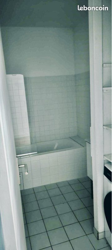 Appartement à louer, 70m², Lussac-les-Châteaux