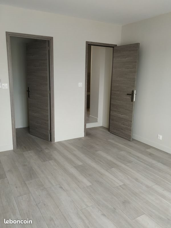 Appartement à louer, 100m², Saint-Paul-Trois-Châteaux