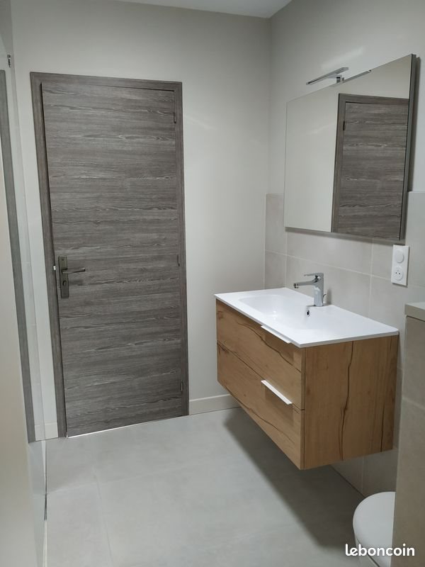 Appartement à louer, 100m², Saint-Paul-Trois-Châteaux