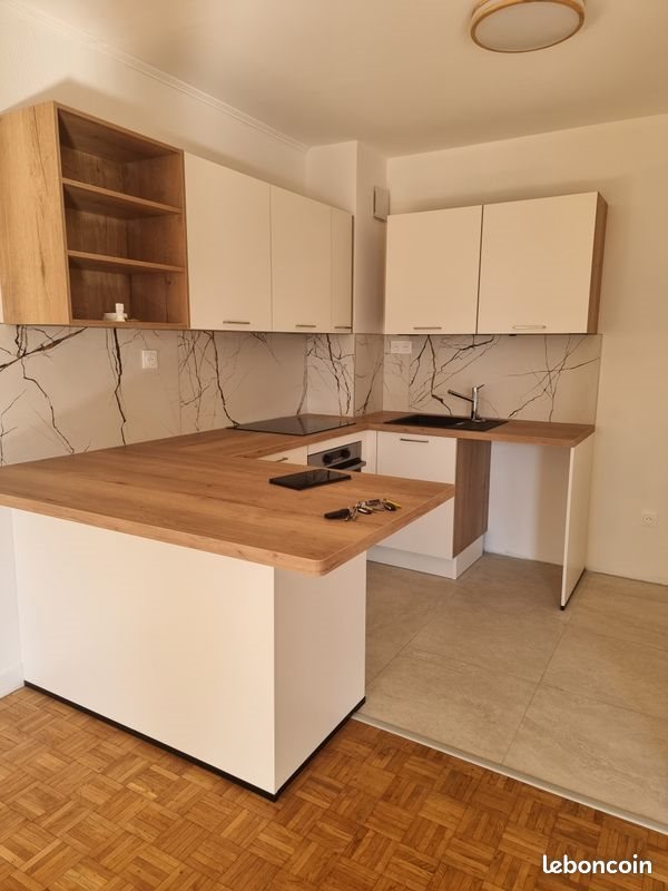 Appartement à louer, 57m², Thoiry