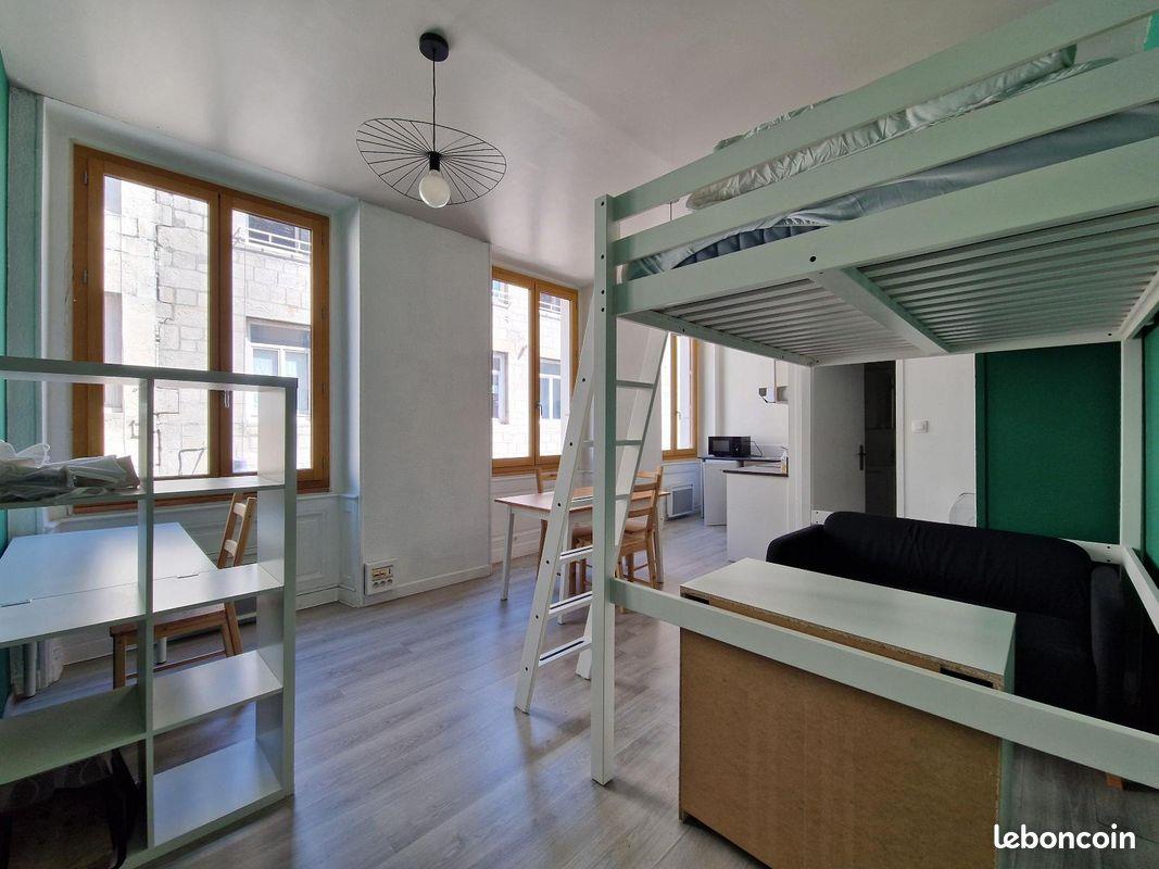 Appartement à louer, 27m², Saint-Etienne
