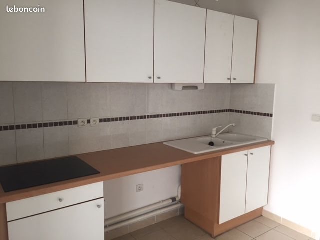 Appartement à louer, 85m², Nîmes