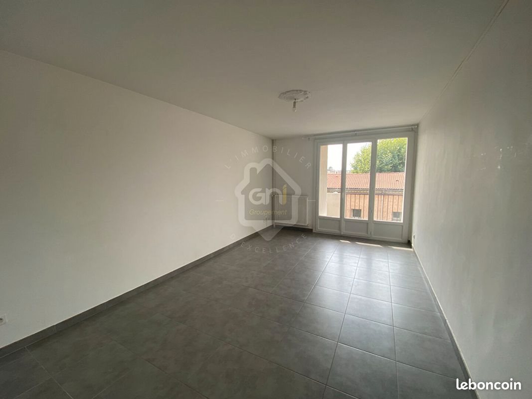 Appartement à louer, 51m², Nîmes