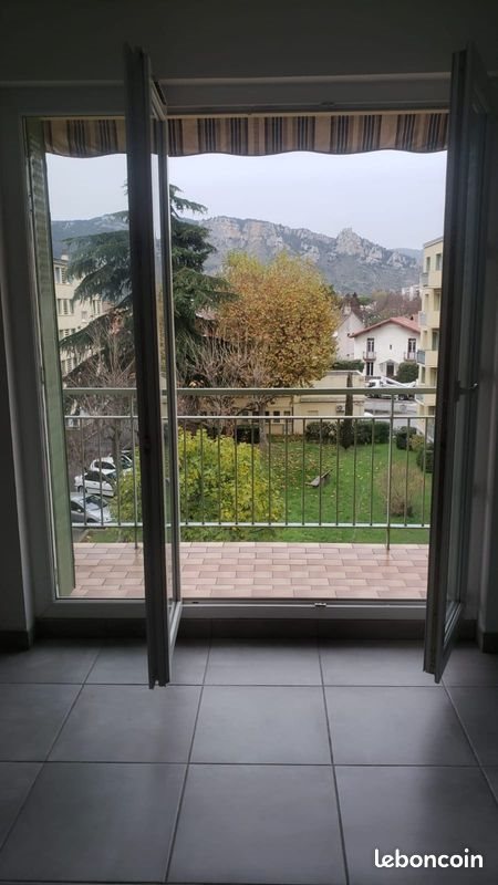 Appartement à vendre, 69m², Guilherand-Granges