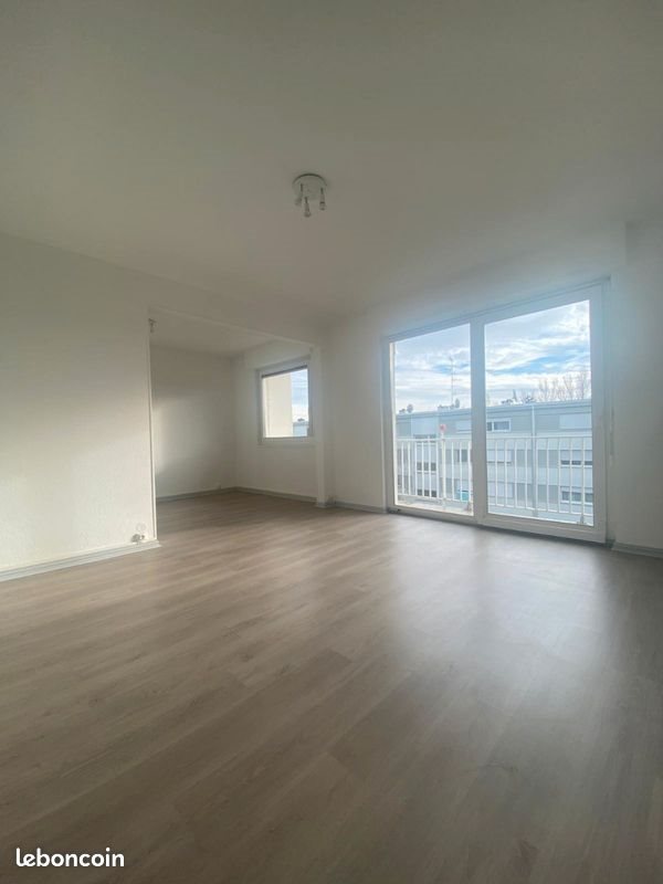 Appartement à louer, 80m², Didenheim