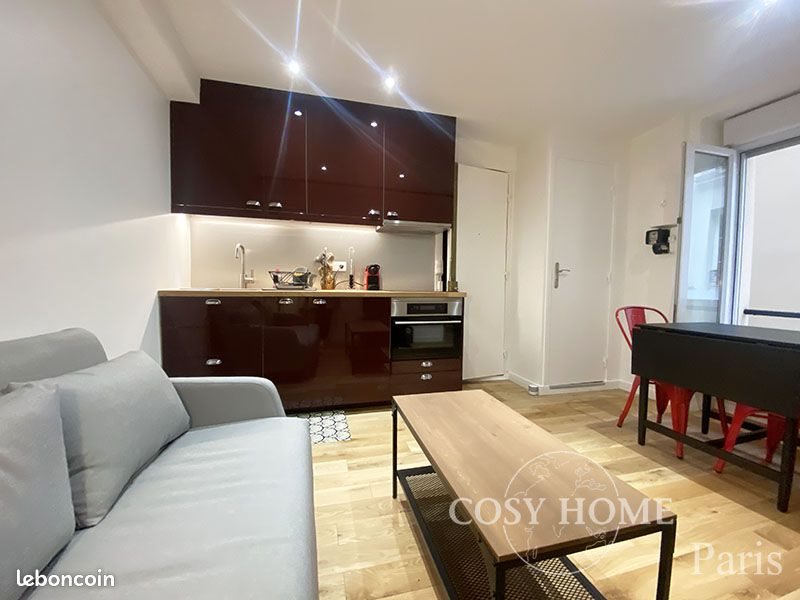 Appartement à louer, 27m², Paris 18ème