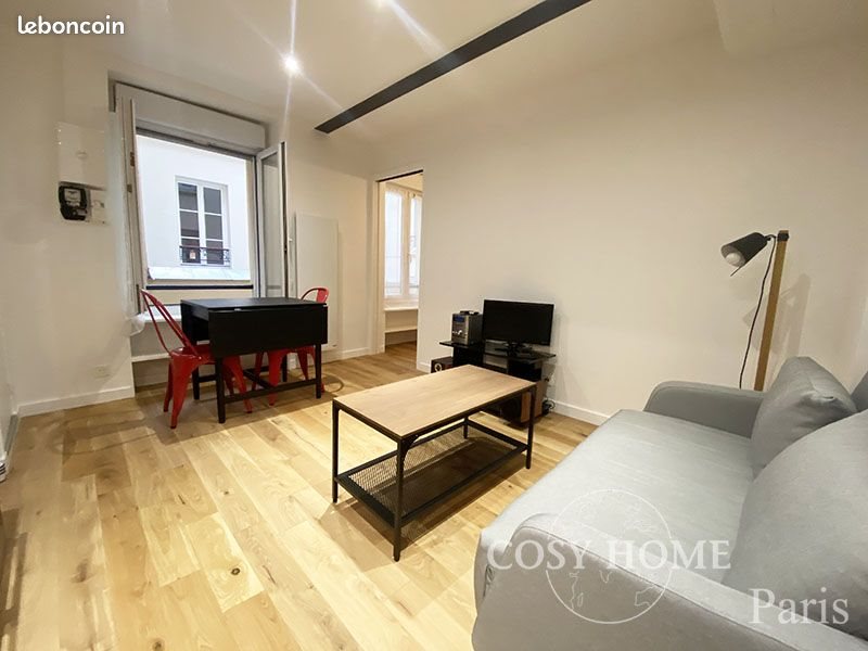 Appartement à louer, 27m², Paris 18ème