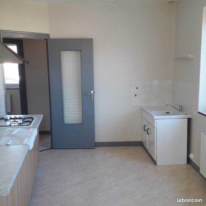 Appartement à louer, 48m², Bellignat