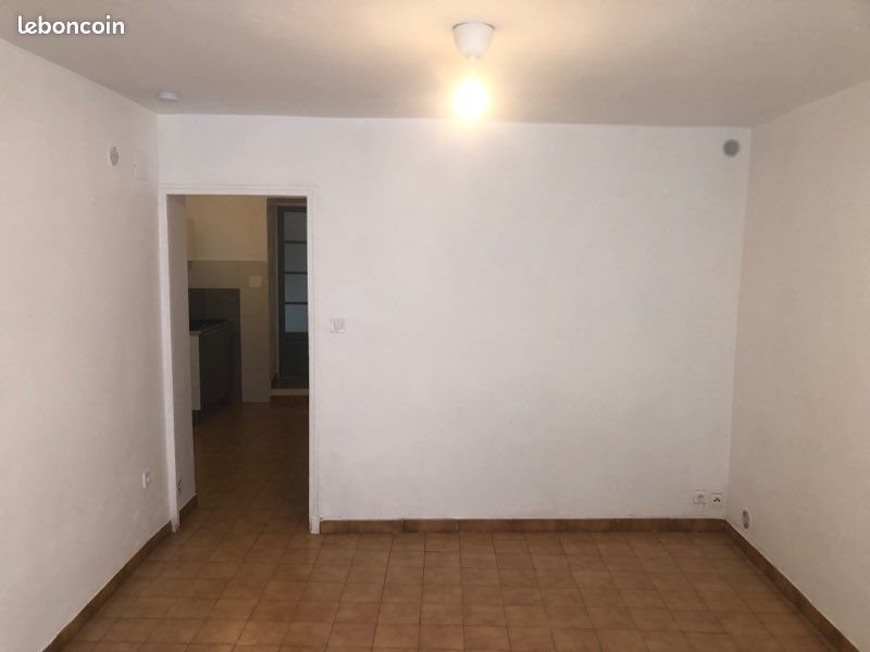 Appartement à louer, 1m², Le Thor