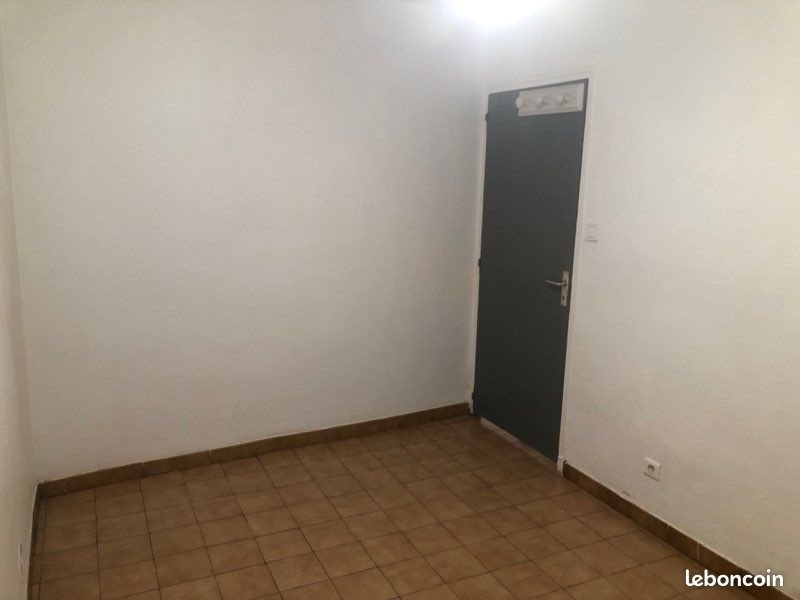 Appartement à louer, 1m², Le Thor