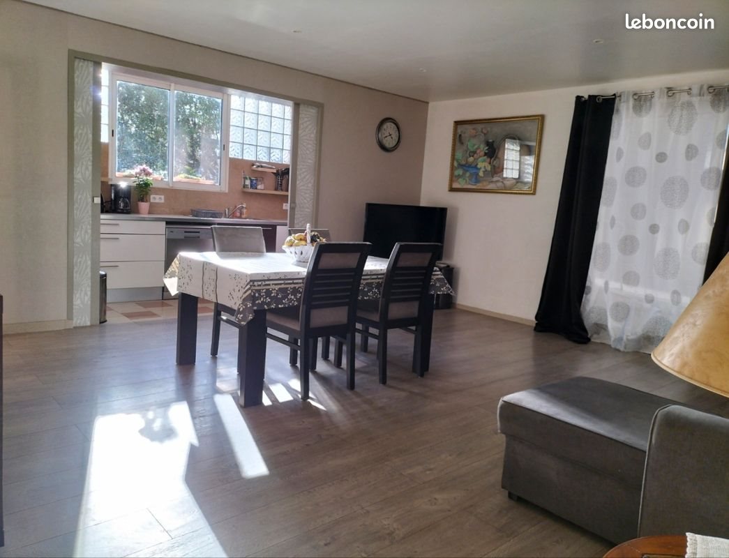 Maison à louer, 80m², Alata