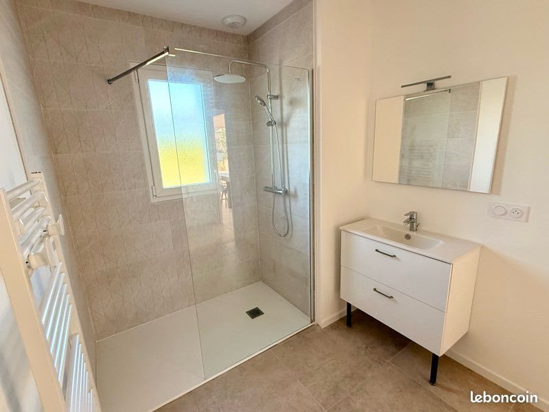 Maison à louer, 89m², Mées