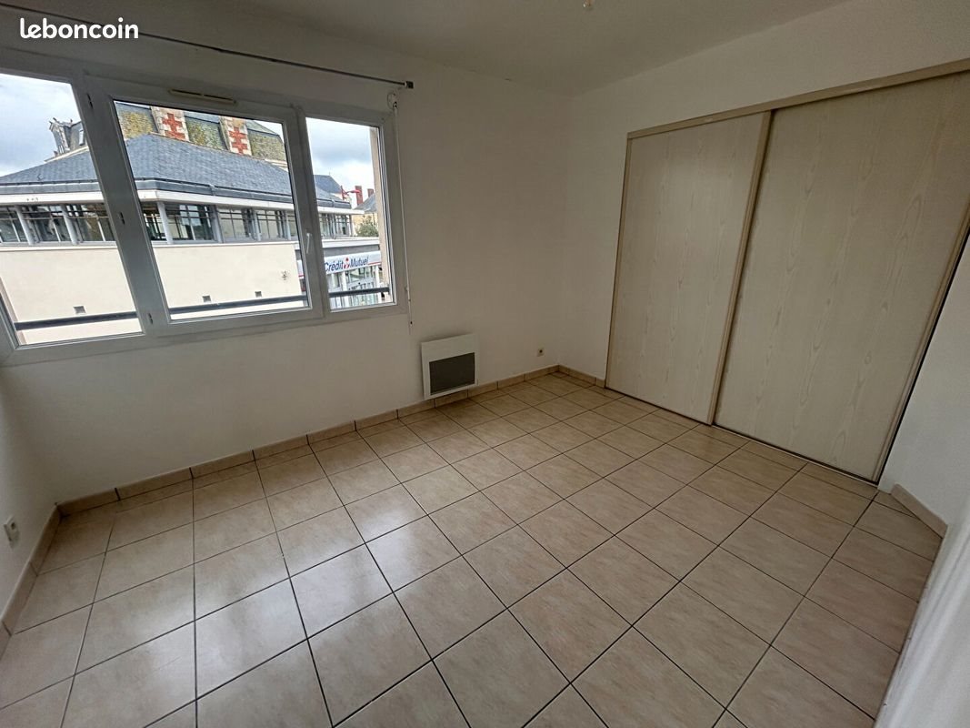 Appartement à louer, 108m², Bécon-les-Granits