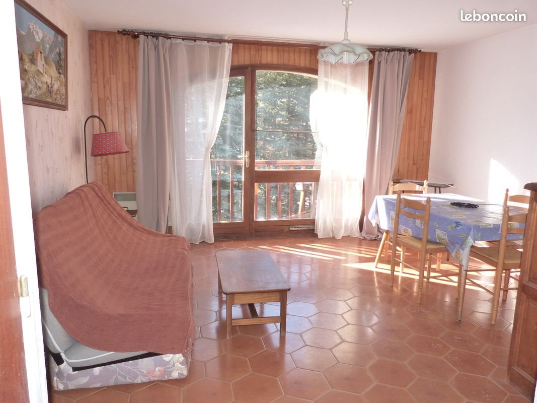 Appartement à louer, 35m², Aiguilles