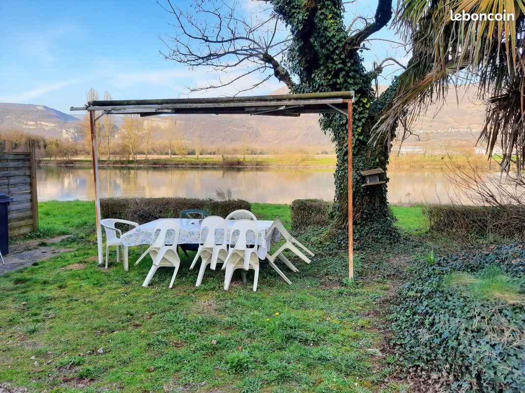 Maison à louer, 60m², Soleymieu