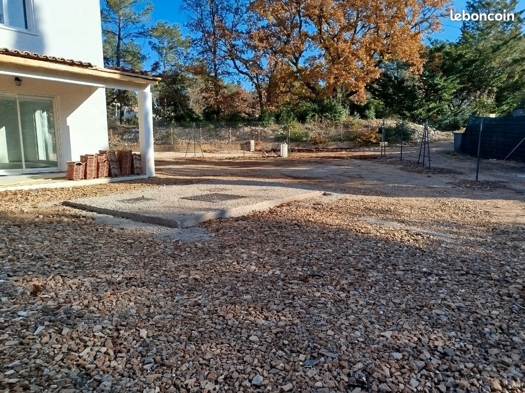 Maison à louer, 1m², Rocbaron