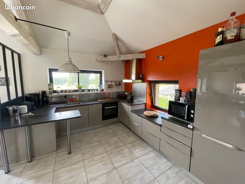 Appartement à louer, 120m², Lapeyrouse