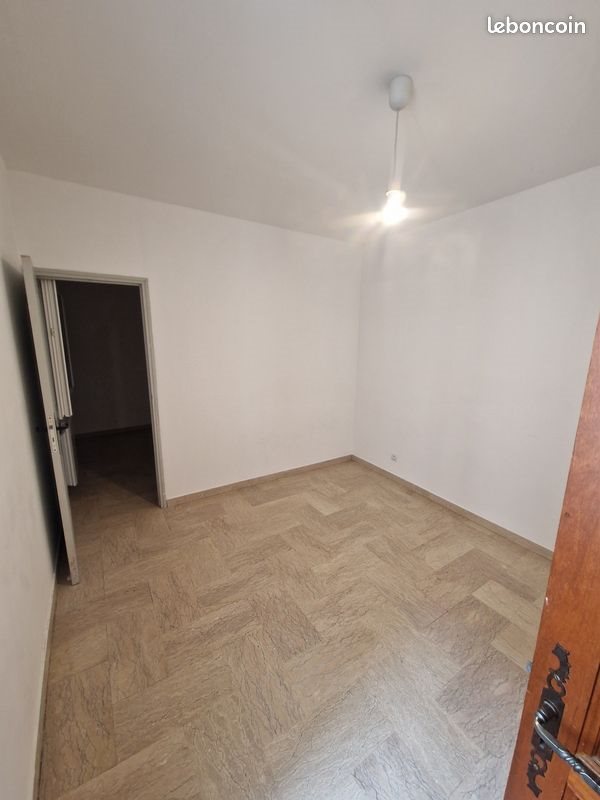 Appartement à louer, 56m², Nîmes