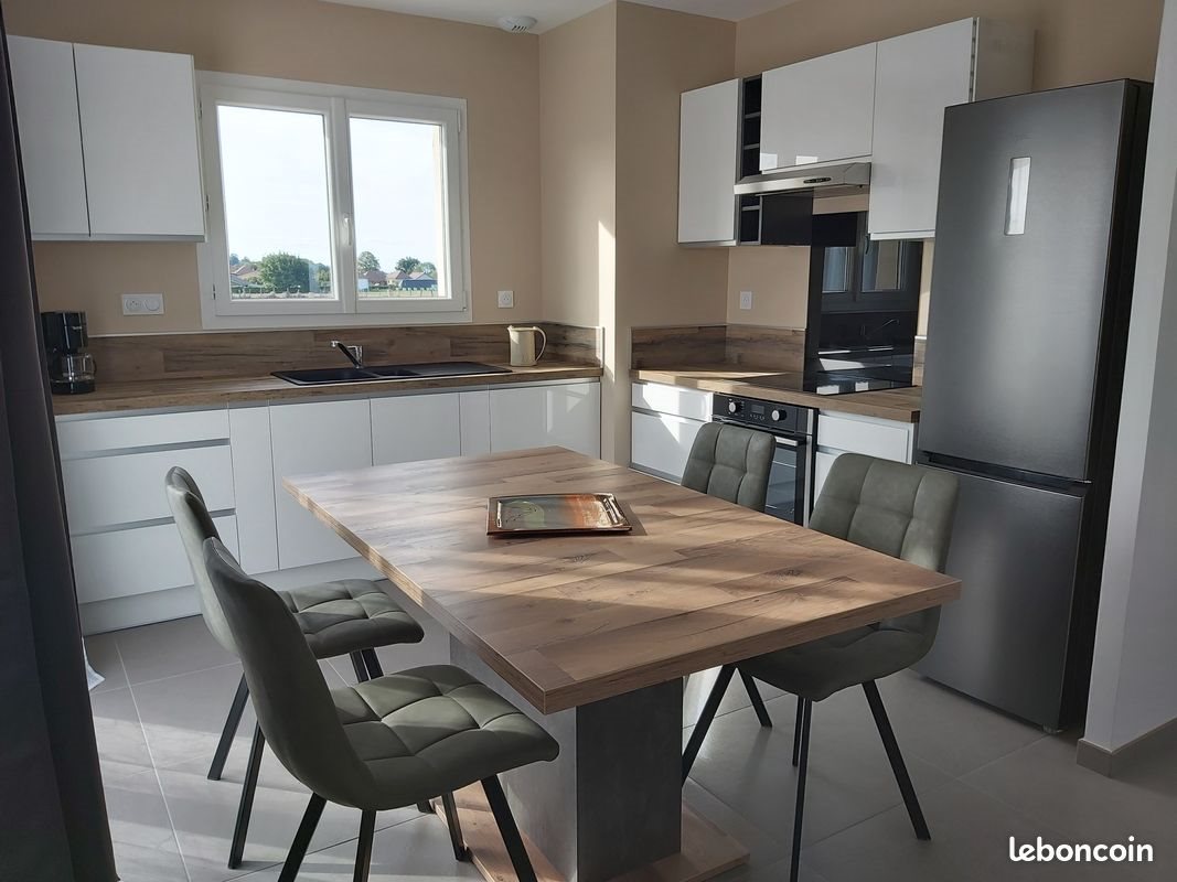 Maison à louer, 65m², Montagnieu