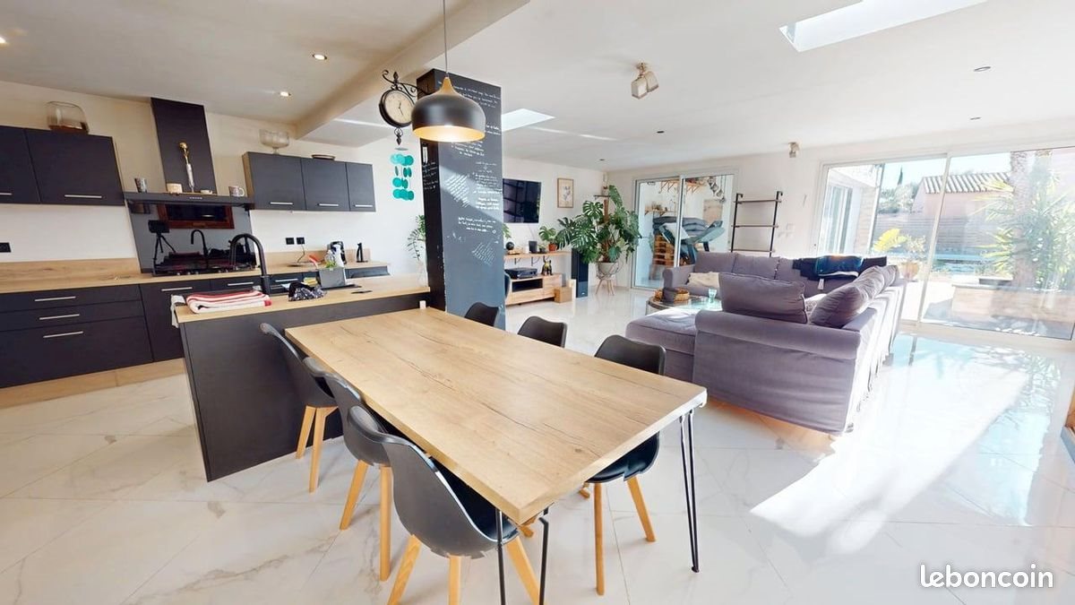 Maison à vendre, 214m², Sigean