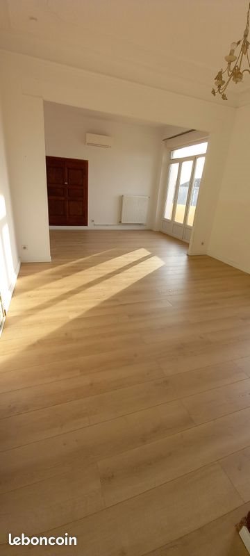 Appartement à louer, 120m², Noves