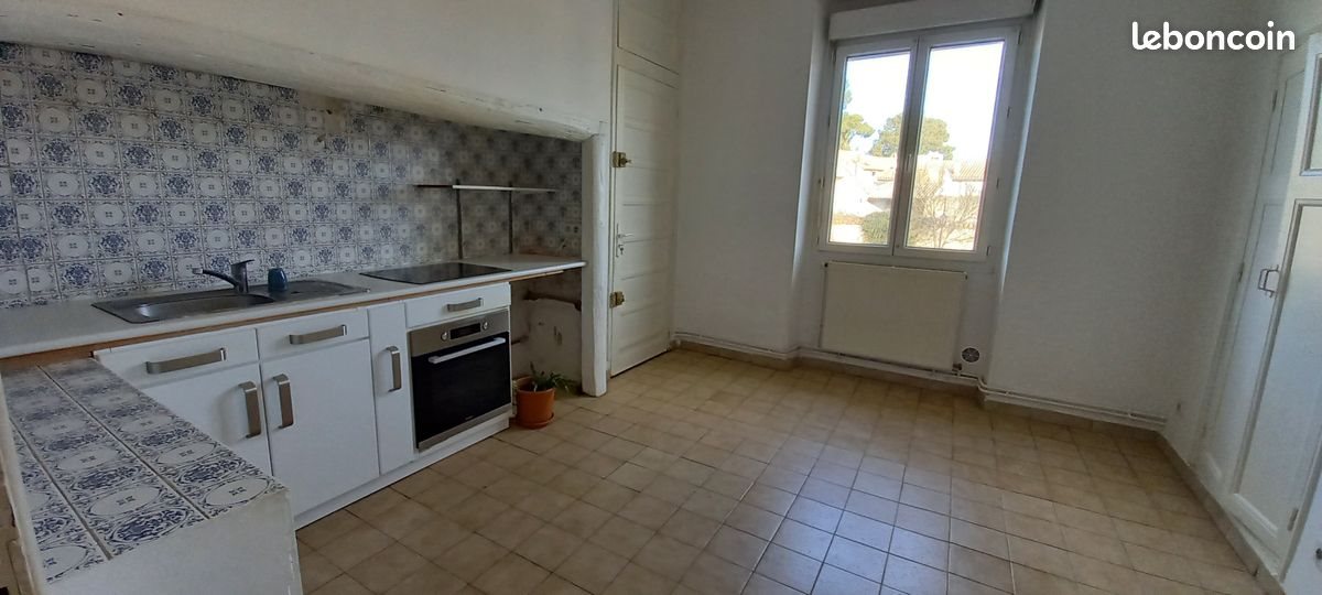 Appartement à louer, 120m², Noves