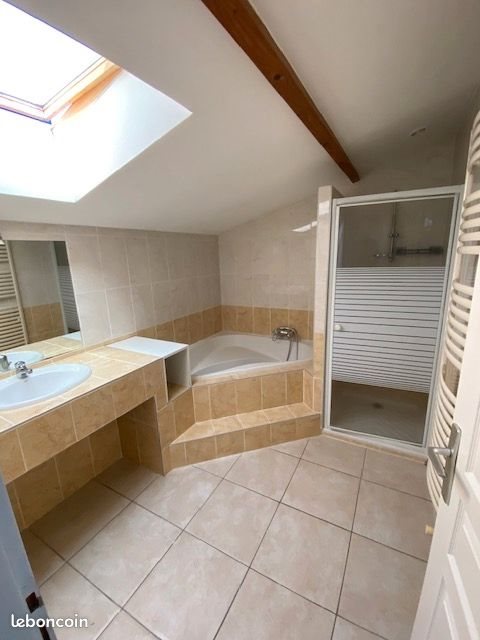 Appartement à louer, 80m², Thurins