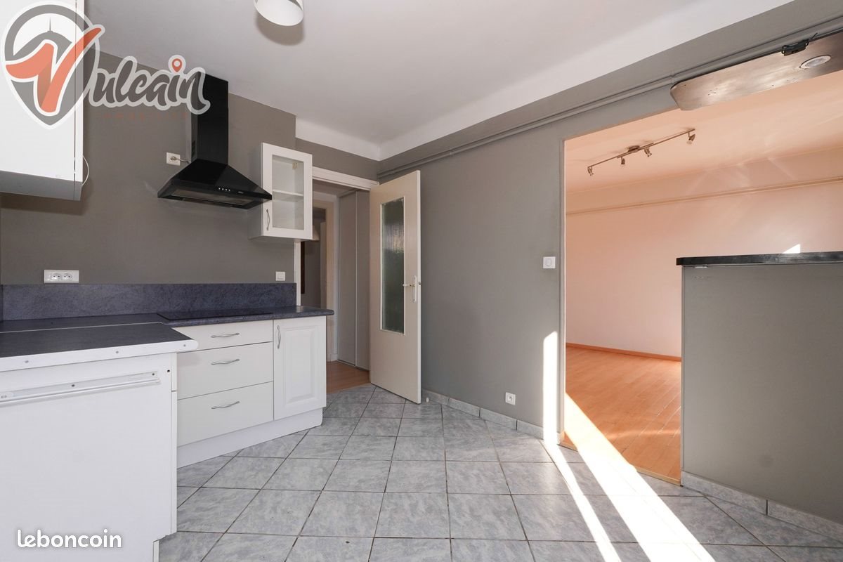 Appartement à louer, 67m², Pont-du-Château