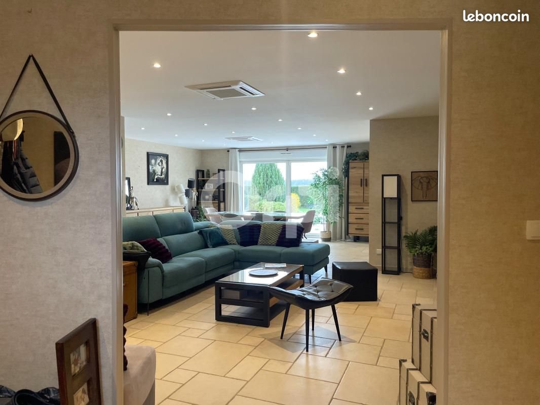 Maison à vendre, 142m², Lignerolles