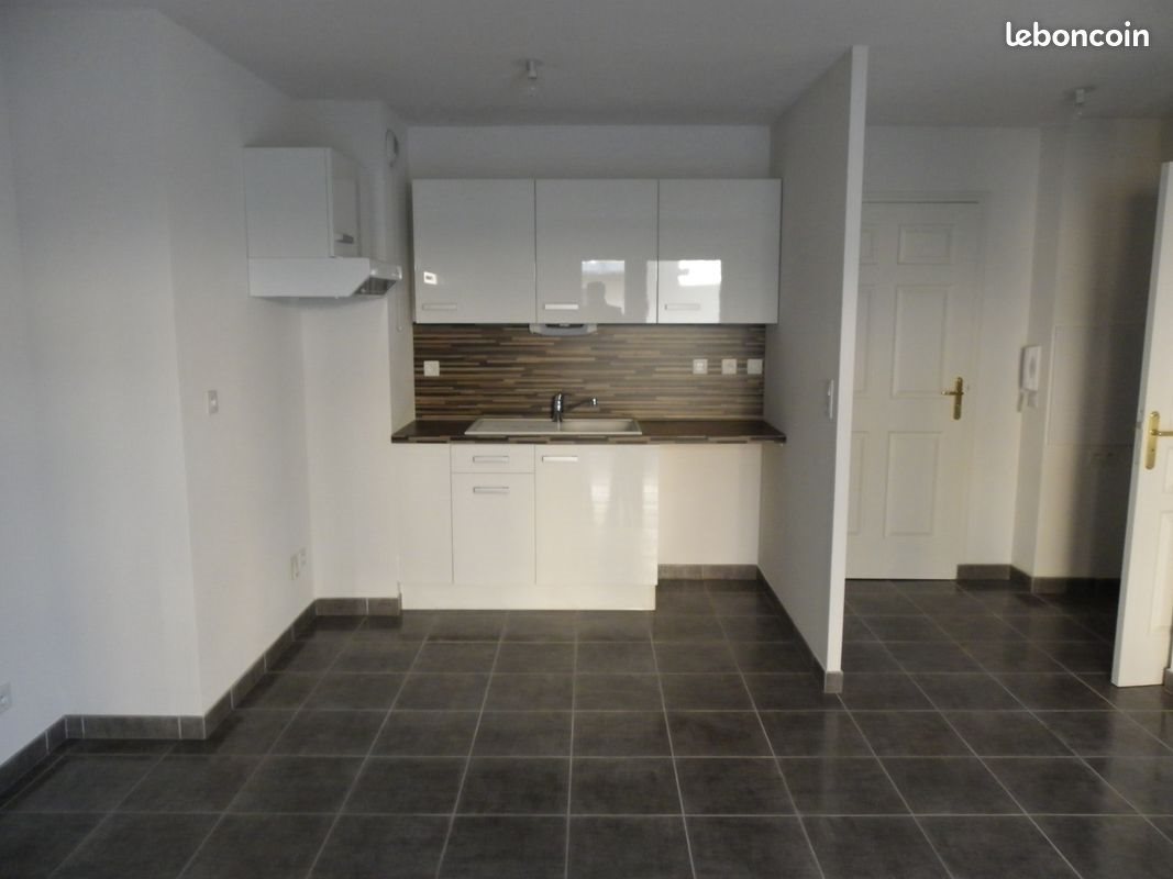 Appartement à louer, 39m², Sainte-Savine