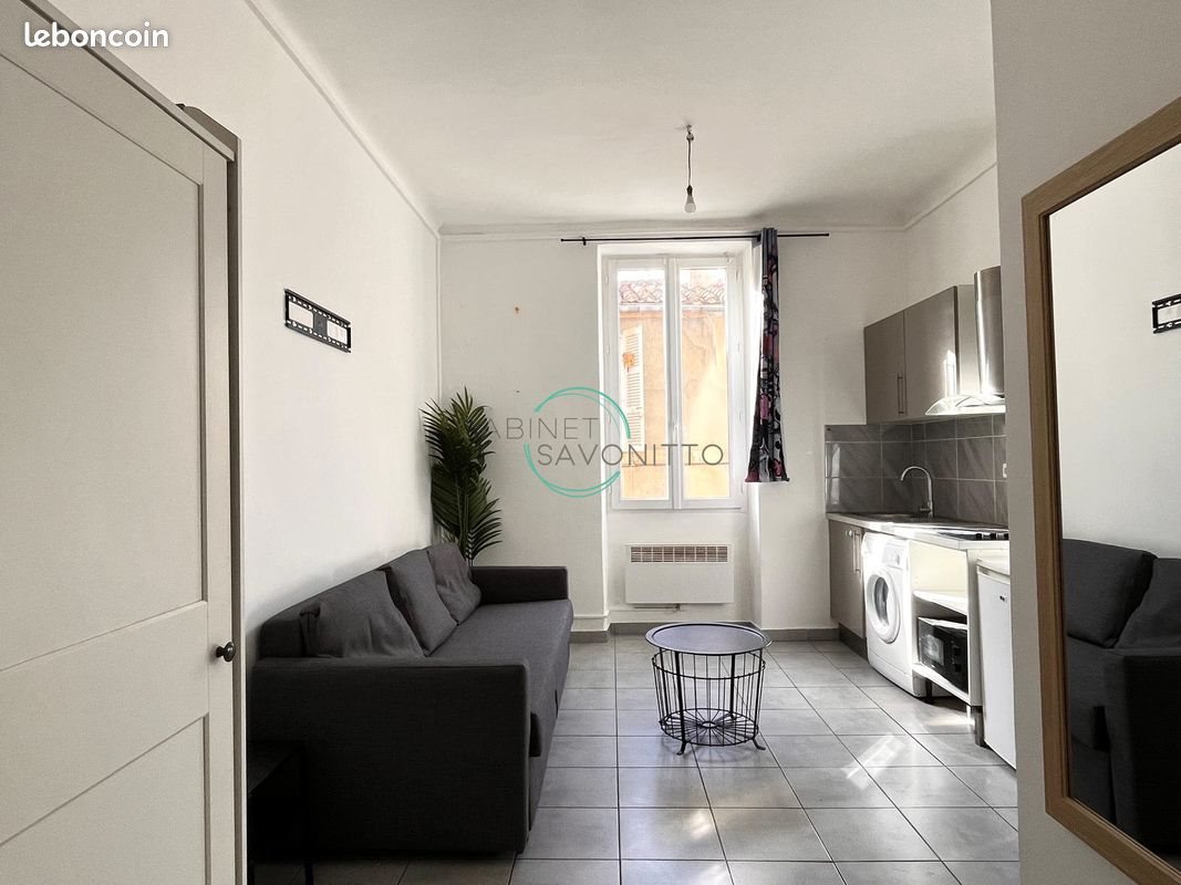 Appartement à louer, 19m², Marseille 6ème