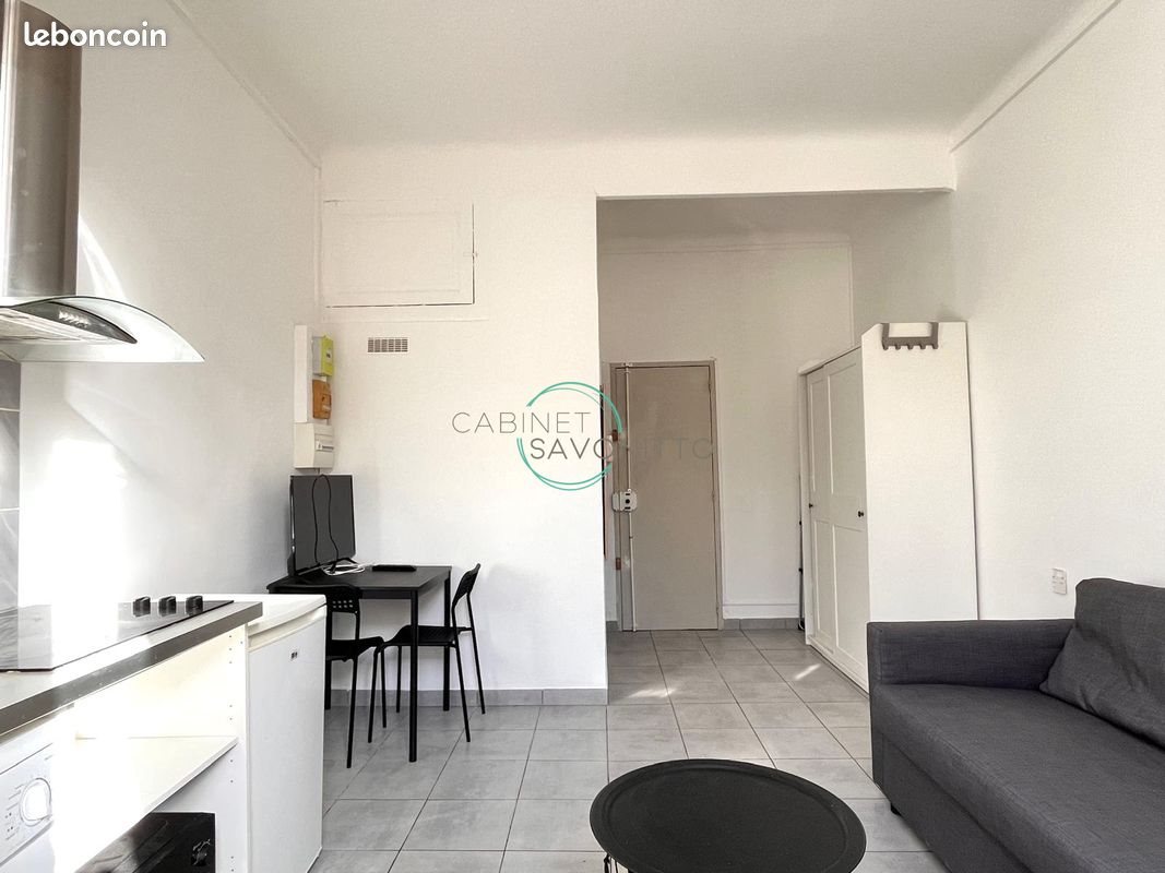 Appartement à louer, 19m², Marseille 6ème