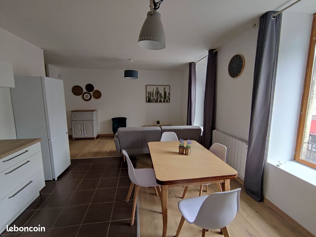 Appartement à louer, 55m², Belleville
